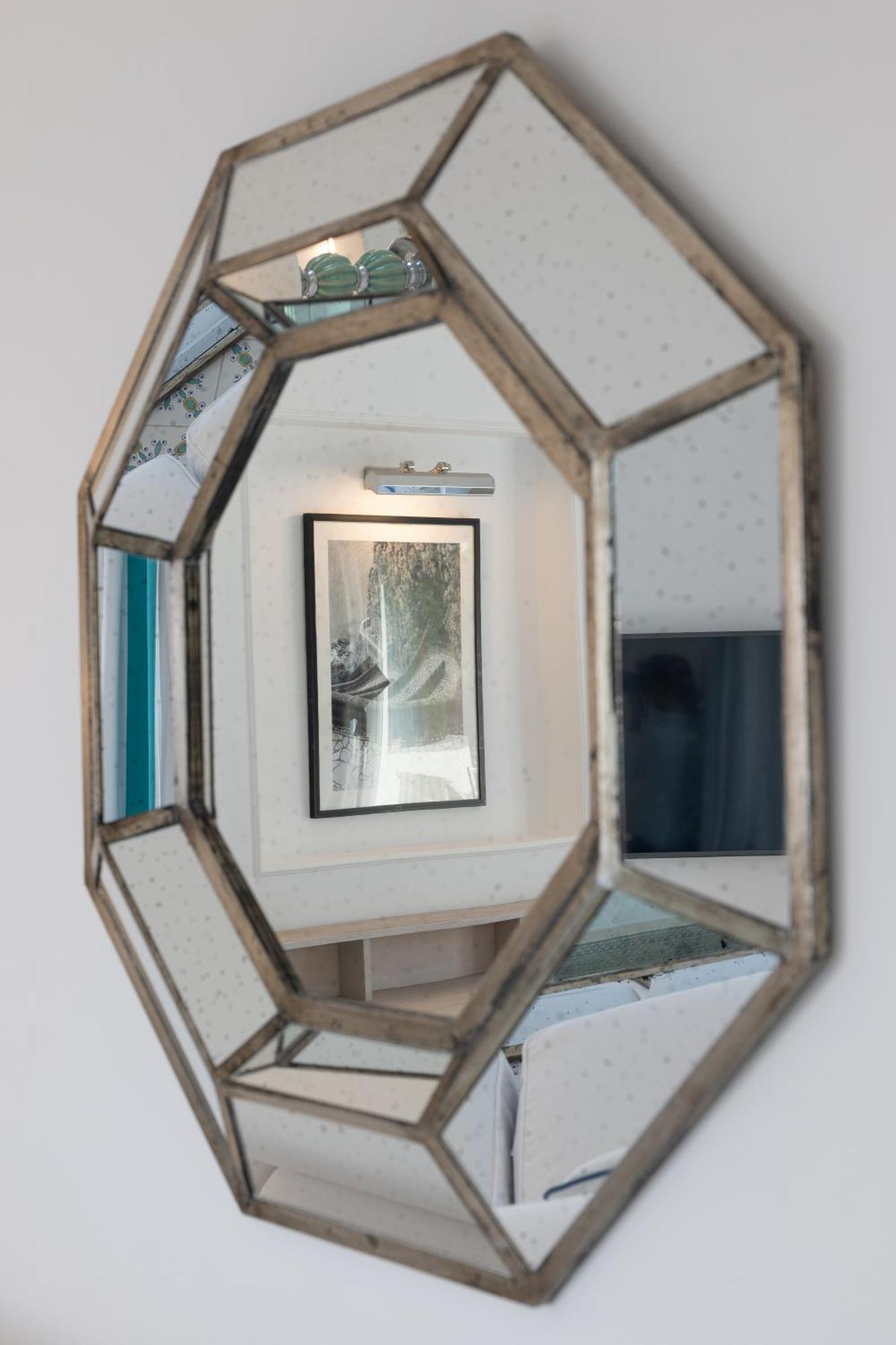 Two-Bedroom Suite with Sea View,1695750206:JPEG