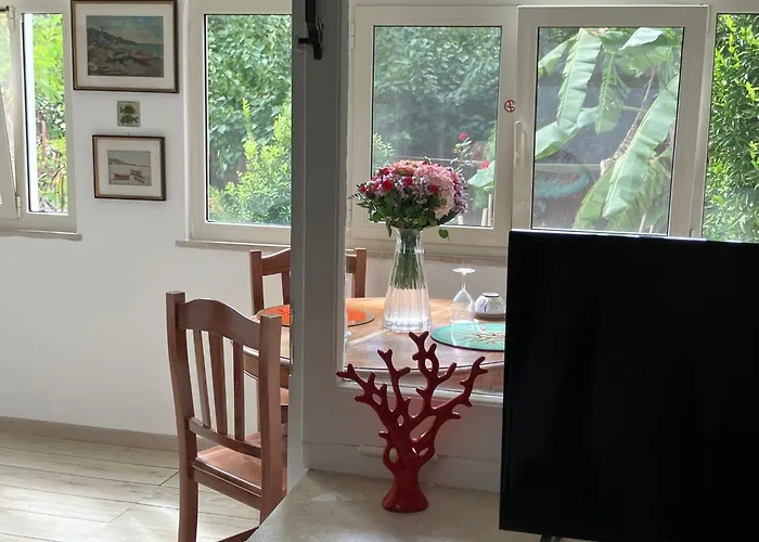 Hotel con tennis: Villa Striano Capri - Guest House - Rooms Garden&Art