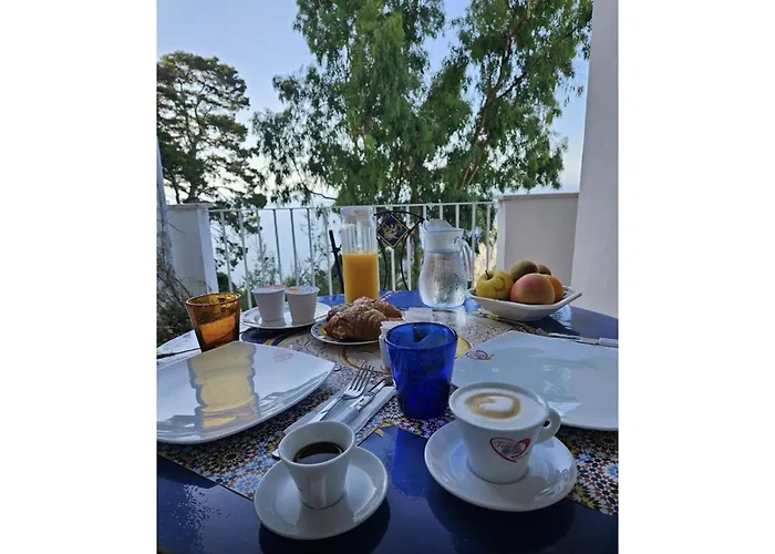 Villacore Capri